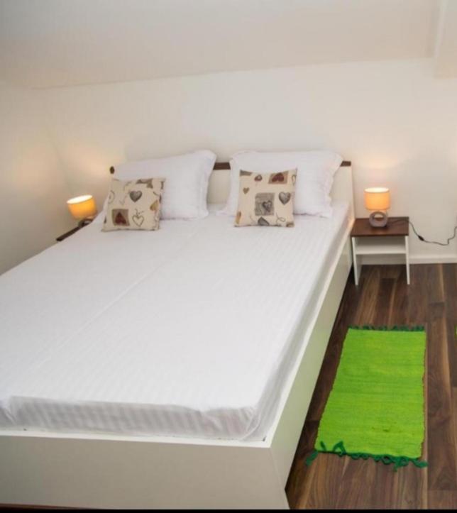 R&E Apartment 스플리트 외부 사진